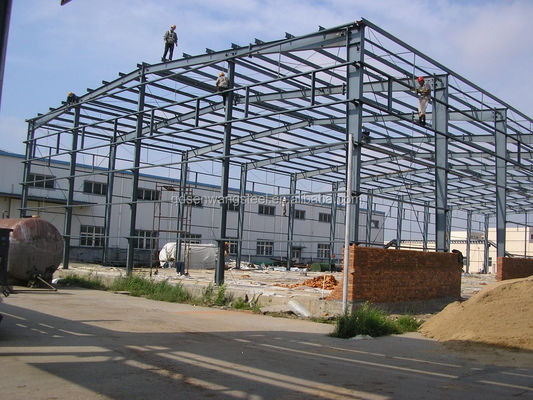 Weerbestendige geprefabriceerde staalfabrieken Constructie Pakhuis PEB Metalen gebouw