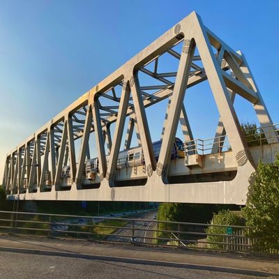 Hoekstaal kniebeugels Stalen structuur brug Verbeterde stabiliteit In aanpasbaar