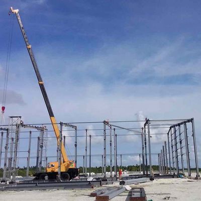 Lichte staalconstructie voor installatie en aangepaste accessoires
