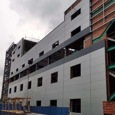 Stalen constructie magazijn met anti-roest coating en ISO 9001 gecertificeerd