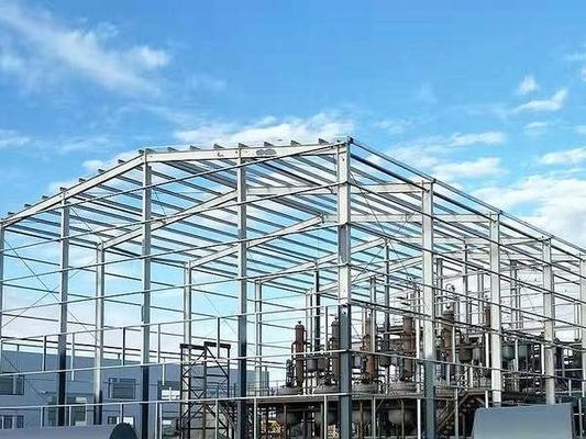 Warm gedompelde gegalvaniseerde staalstructuur magazijn met wandbekleding van steenwol en anti-roest primercoating