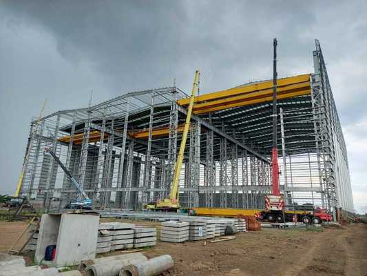 Boutverbinding Stalen Constructie Magazijn met Aanpasbare Kleuren en Aluminiumlegering/PVC Ramen