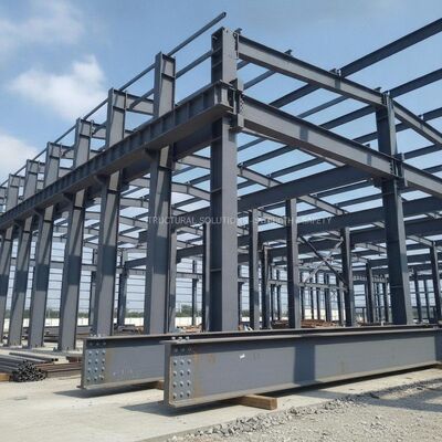 Stalen Constructie Gebouw Met Warmgewalste Stalen Structuur Die Structurele Oplossingen Biedt Zonder Compromis Op Sterkte Of Veiligheid